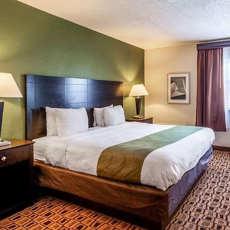 Coratel Plus Suites Wichita West Airport Luaran gambar