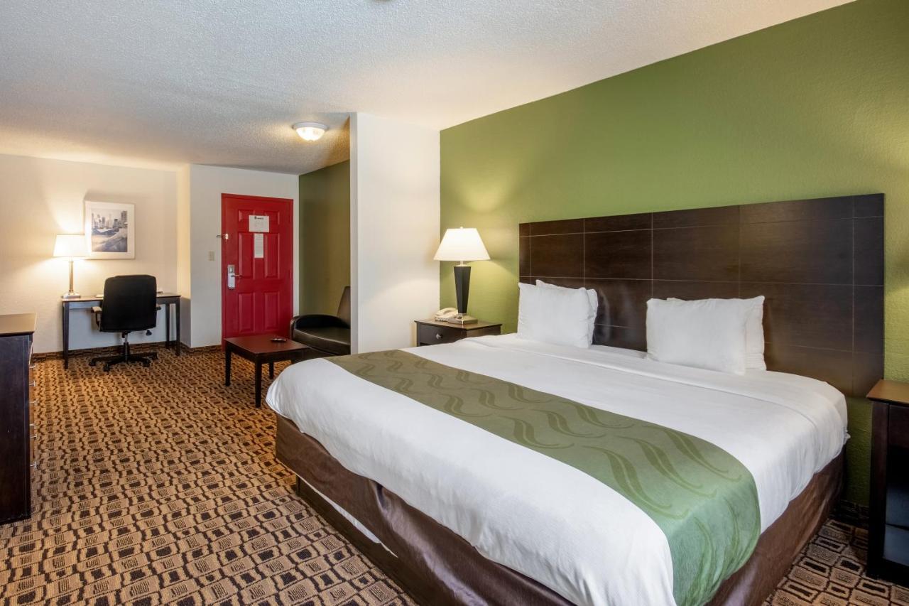 Coratel Plus Suites Wichita West Airport Luaran gambar