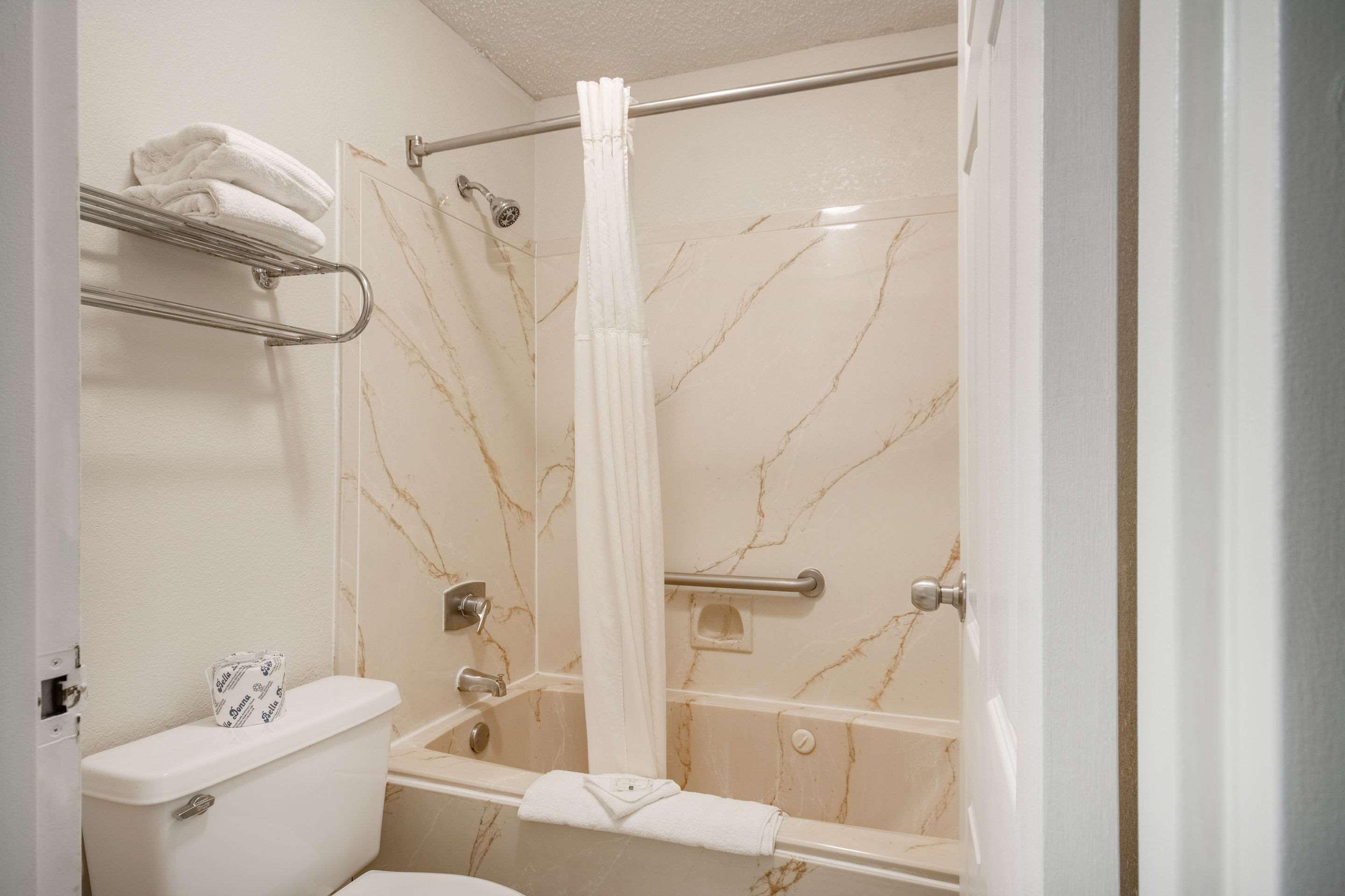 Coratel Plus Suites Wichita West Airport Luaran gambar