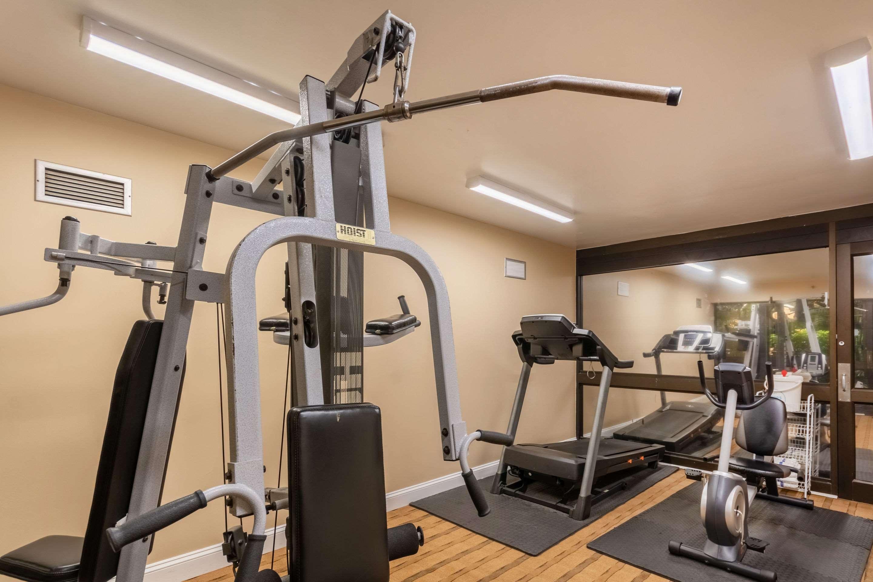 Coratel Plus Suites Wichita West Airport Luaran gambar